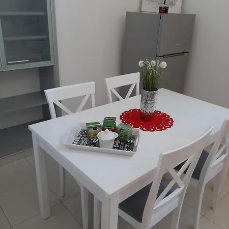 Apartman Kod Kestena Osijek Buitenkant foto
